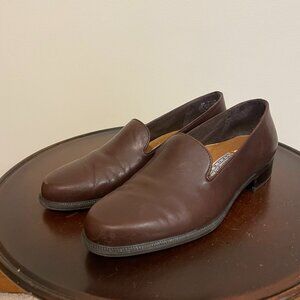 Women's Vintage Worthington Sport Brown Leather Loafers, Size 8, Good Condition